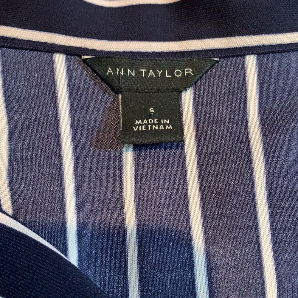 Ann Taylor Stripe Tie Neck Button Front Shell - Picture 7 of 8